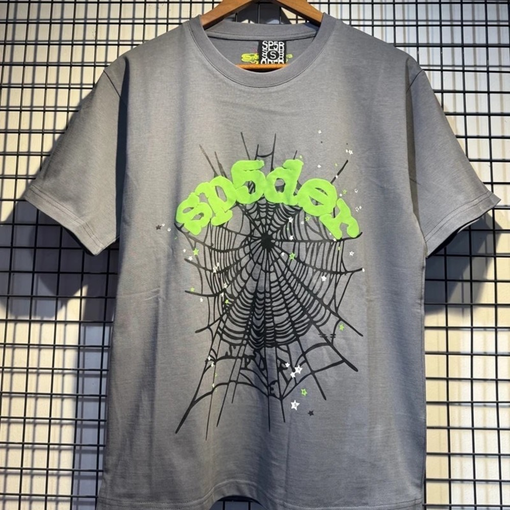 Spider Gray Short Sleeve Tee